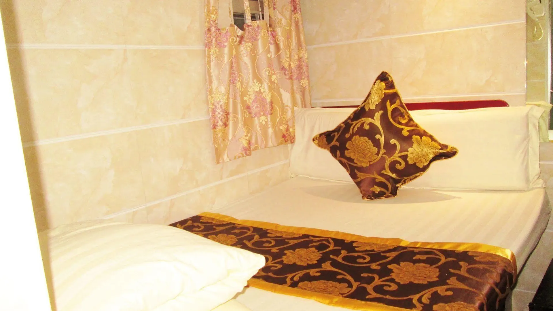 Peace Guest House Hong Kong Apartment