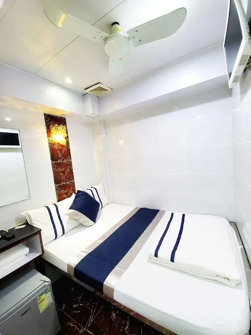 Apartment Peace Guest House Hong Kong